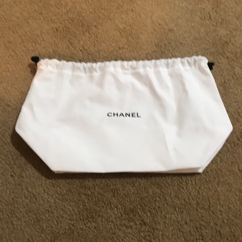 🌸NEW🌸 Chanel Drawstring Bag - Picture 2 of 7